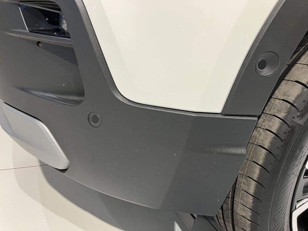 Jeep Avenger nuova a Parma (7)