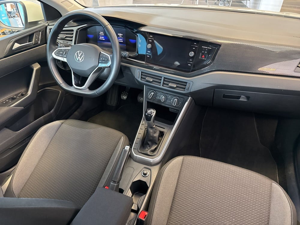 Volkswagen Taigo usata a Terni (10)
