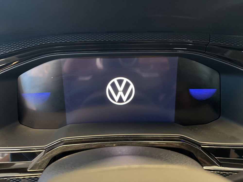 Volkswagen Taigo usata a Terni (16)