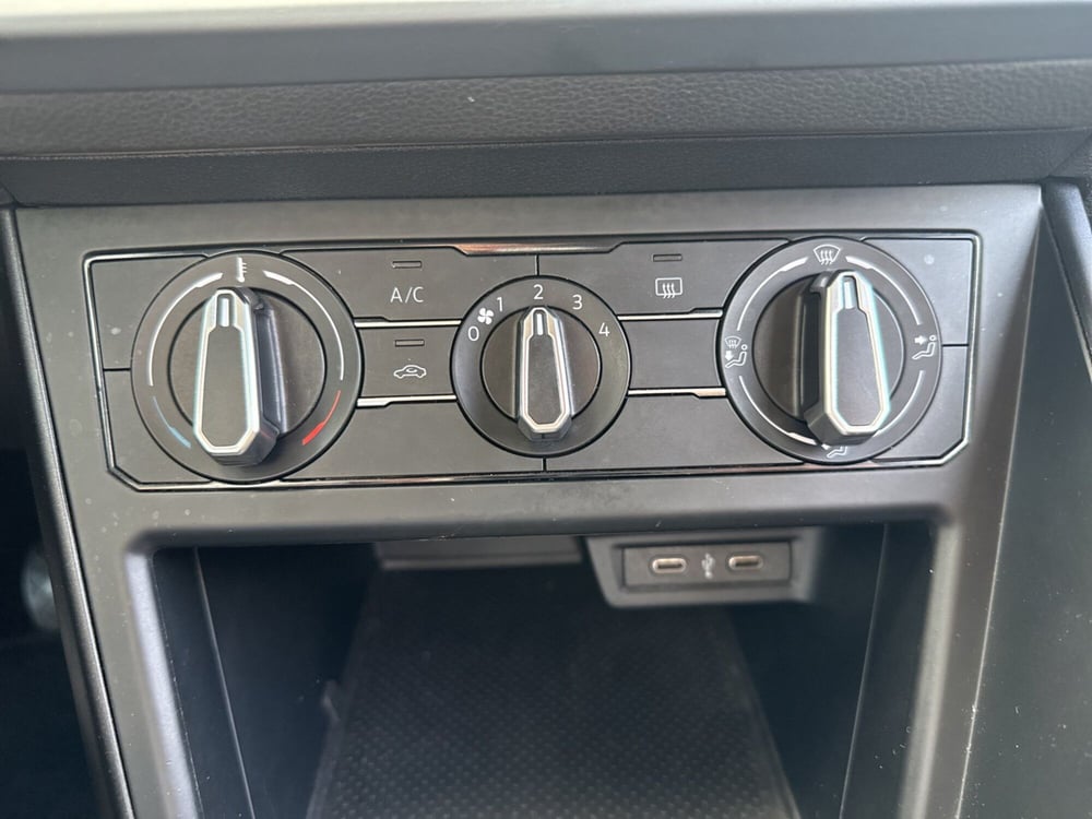 Volkswagen Polo usata a Terni (14)