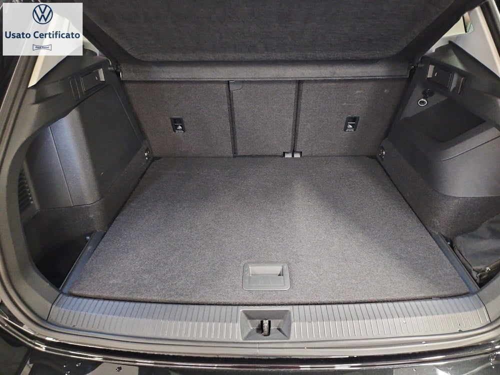 Volkswagen Tiguan nuova a Genova (9)