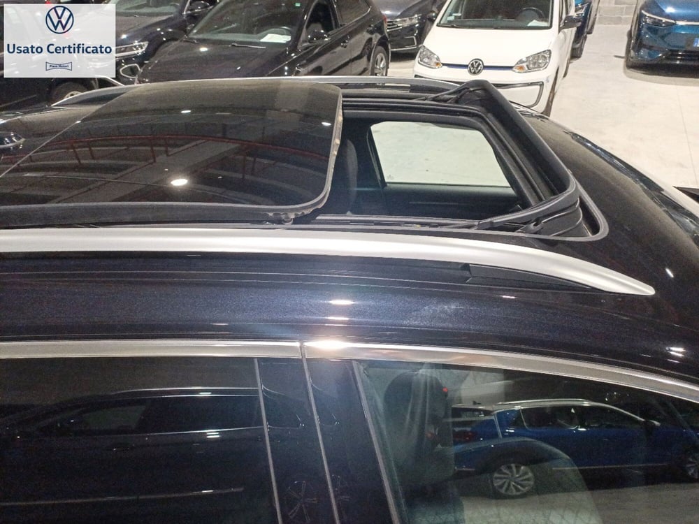 Volkswagen T-Roc usata a Genova (6)
