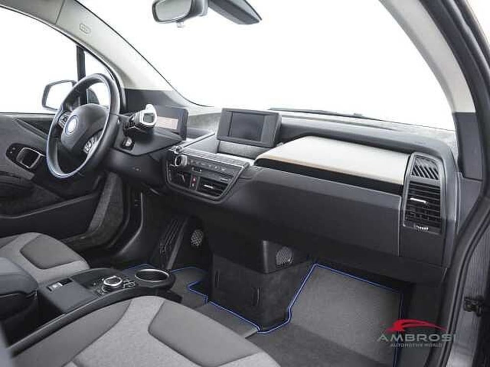 BMW i3 usata a Perugia (12)