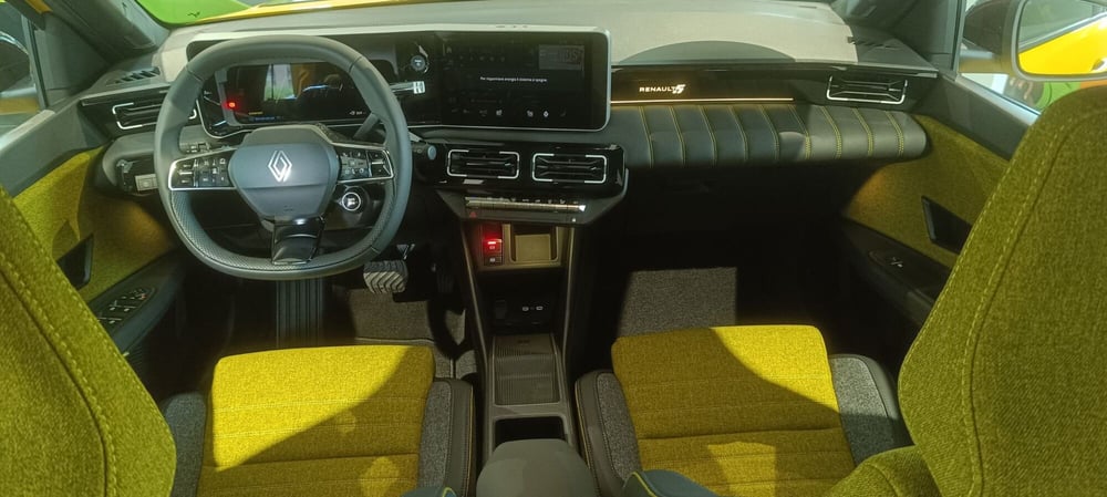 Renault Renault 5 nuova a Frosinone (11)