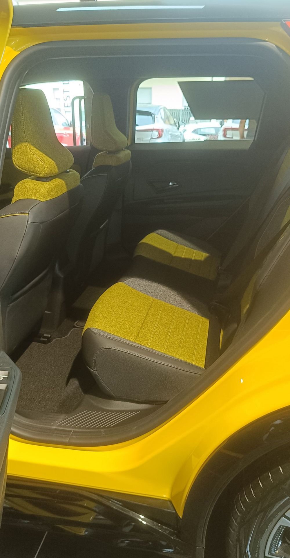 Renault Renault 5 nuova a Frosinone (7)