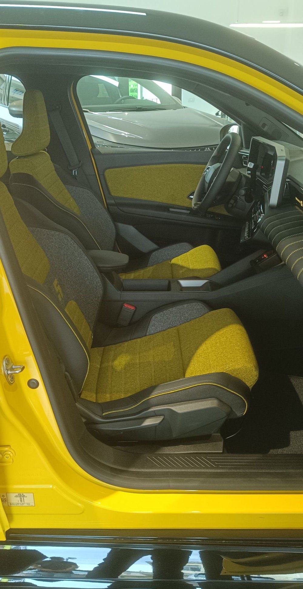 Renault Renault 5 nuova a Frosinone (9)