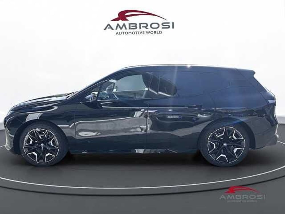 BMW iX usata a Perugia (6)