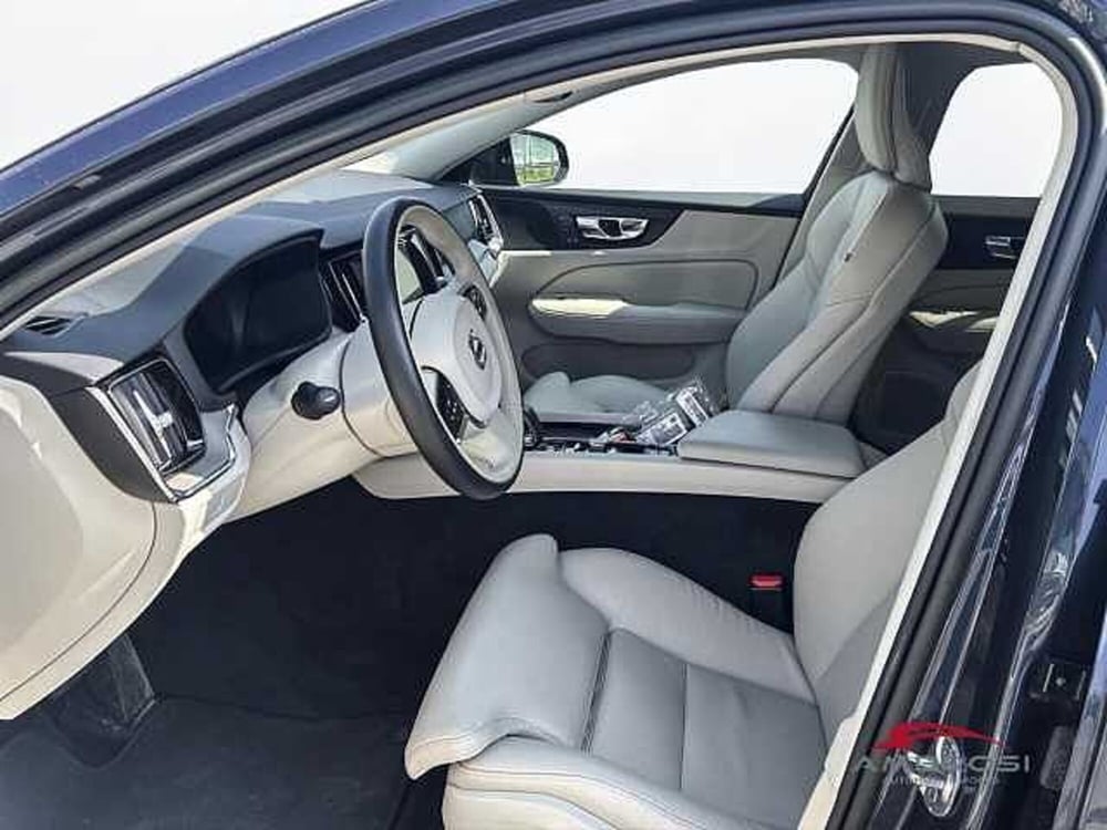 Volvo V60 usata a Perugia (9)