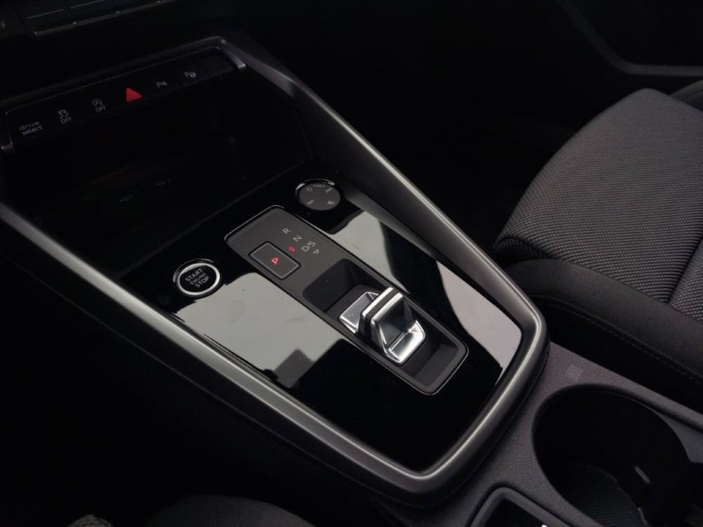Audi A3 Sportback usata a Bari (14)