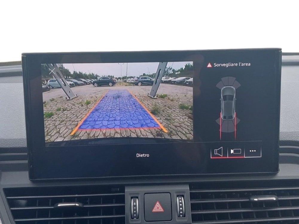 Audi Q5 Sportback usata a Bari (12)