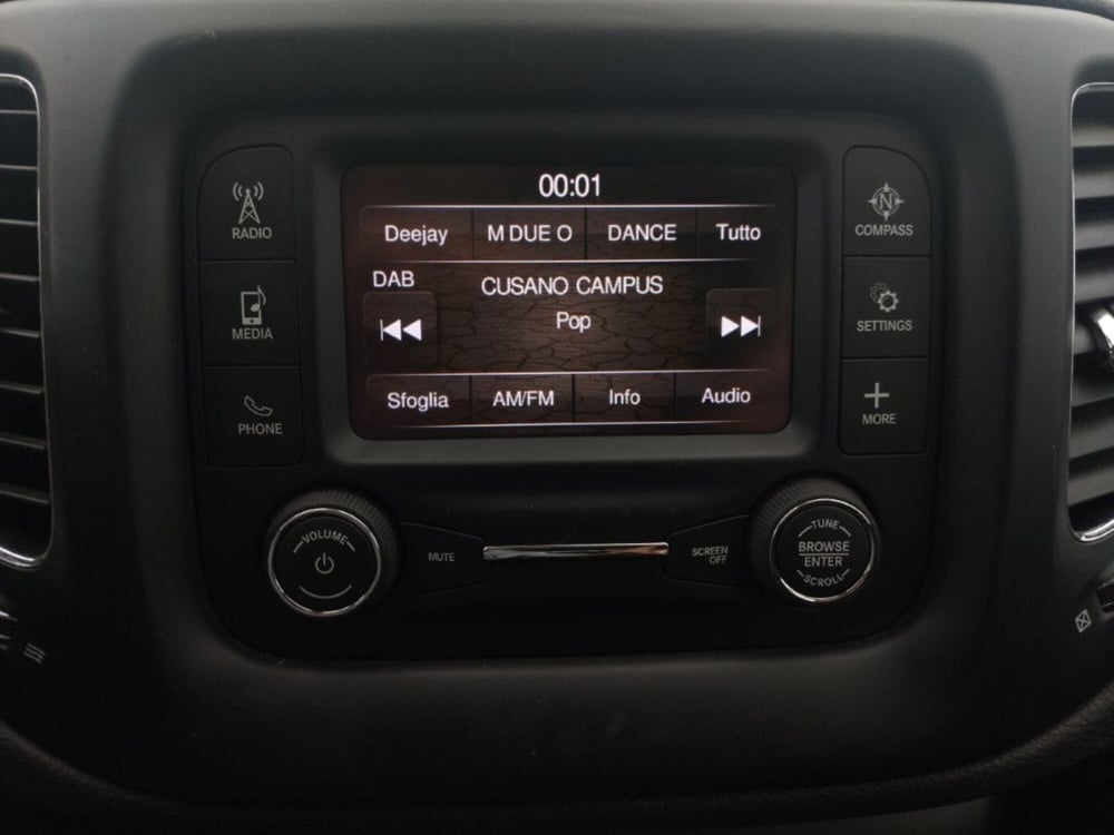 Jeep Compass usata a Bari (15)