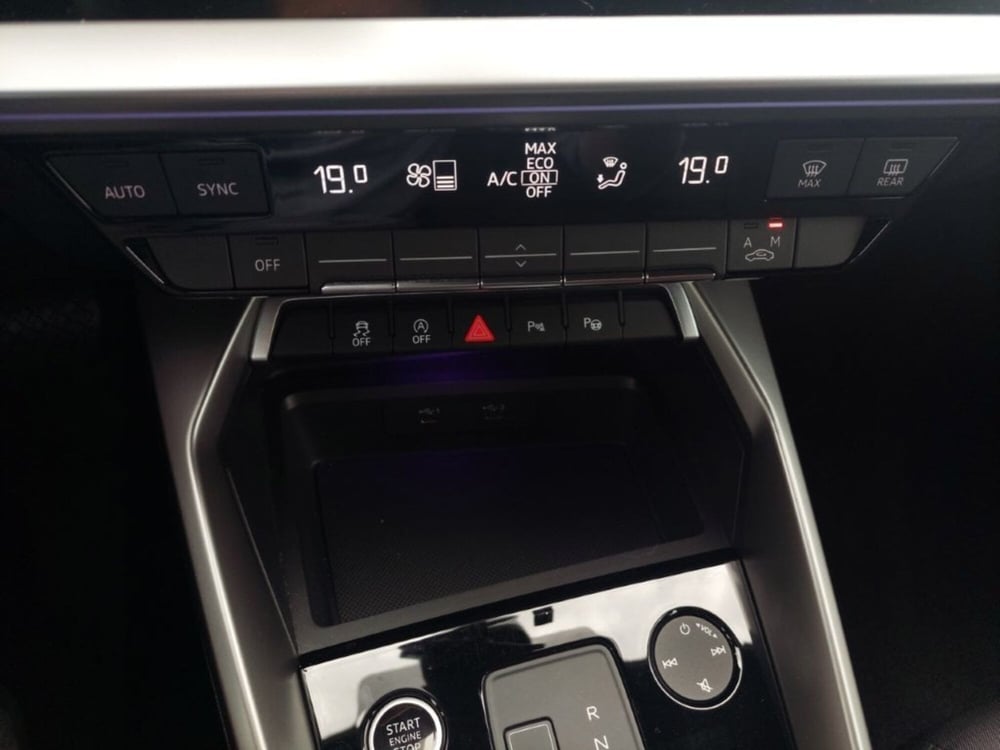 Audi A3 Sportback usata a Bari (8)