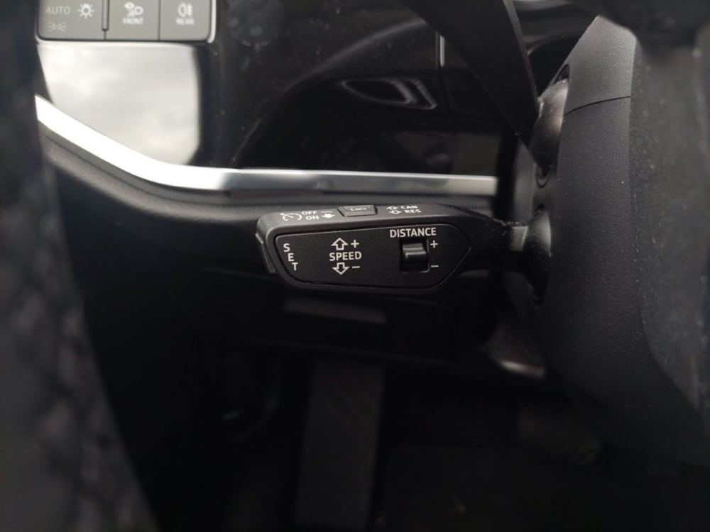 Audi Q3 usata a Bari (17)