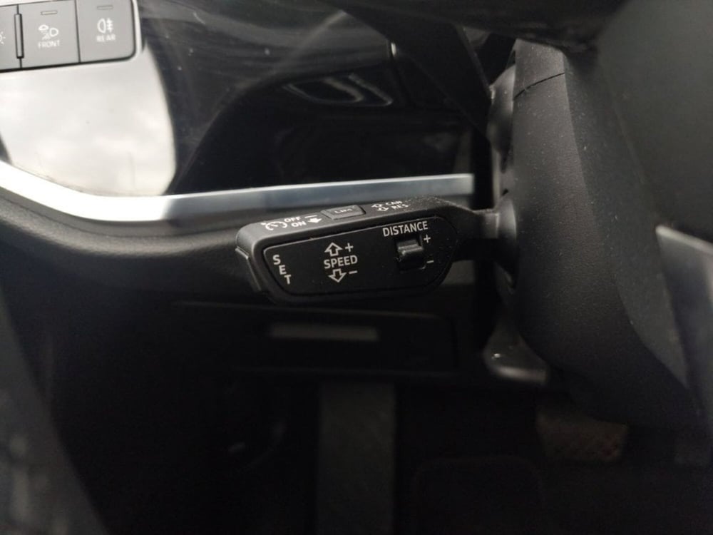 Audi Q3 usata a Bari (18)