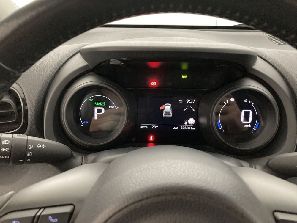 Toyota Yaris usata a Barletta-Andria-Trani (13)