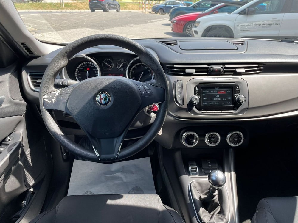 Alfa Romeo Giulietta usata a Arezzo (9)