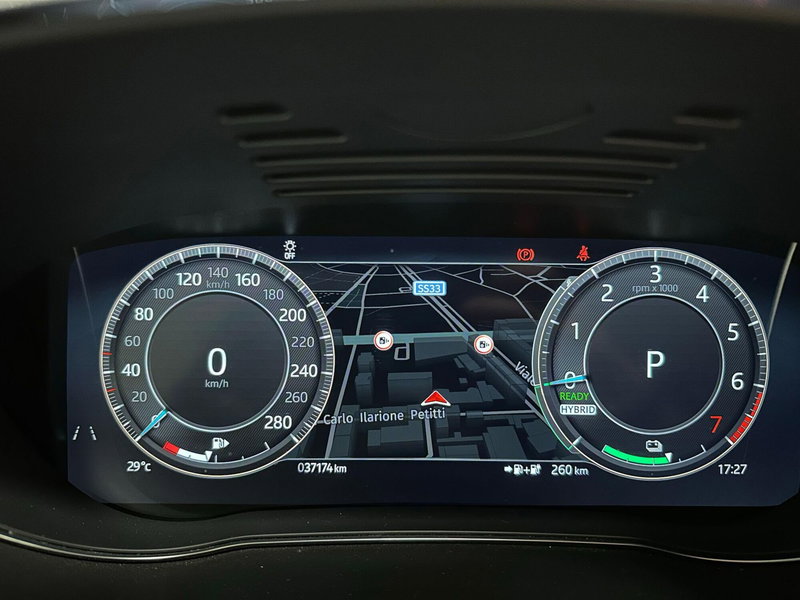 Jaguar E-Pace usata a Milano (10)