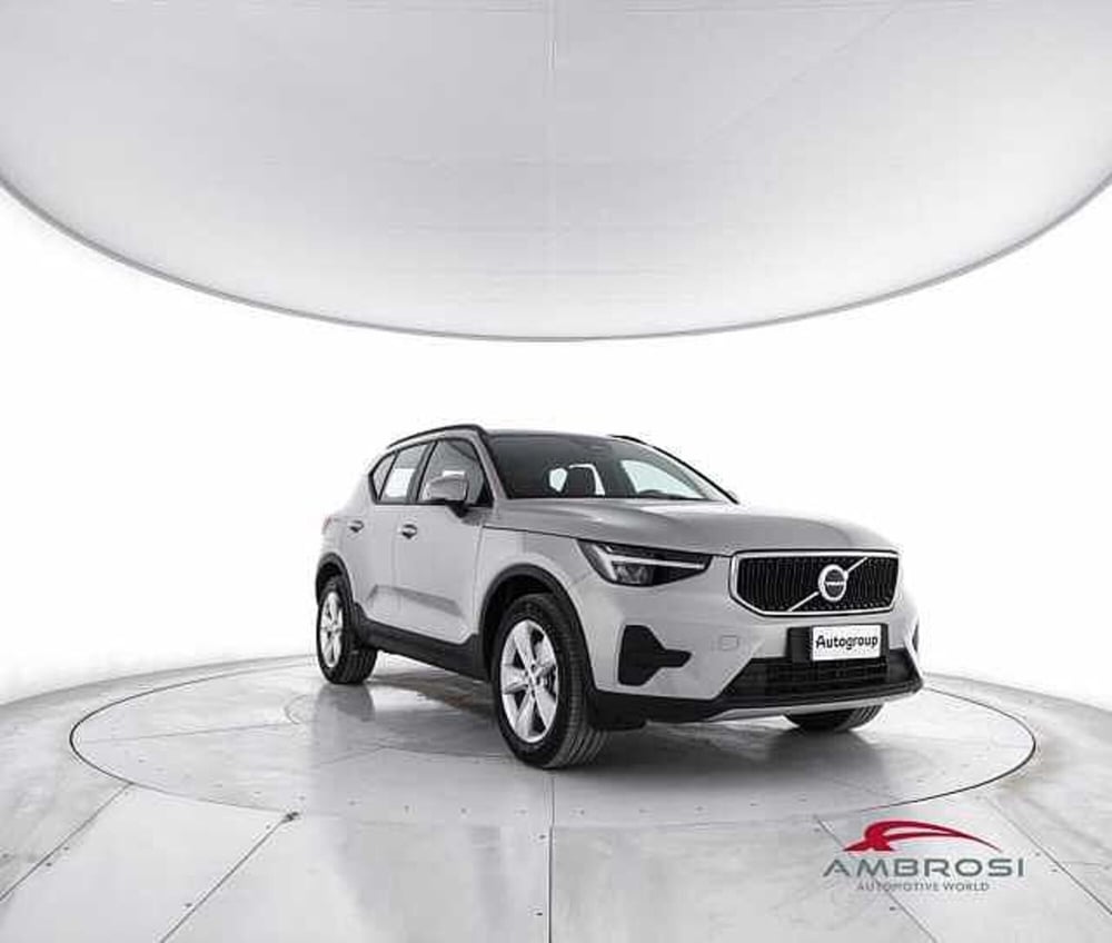 Volvo XC40 usata a Viterbo (2)