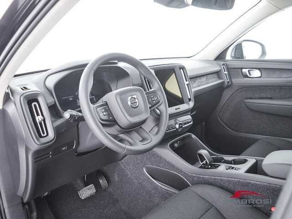 Volvo XC40 usata a Viterbo (8)