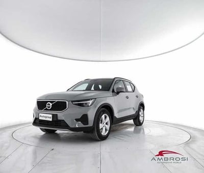 Volvo XC40 B3 automatico Essential del 2024 usata a Viterbo