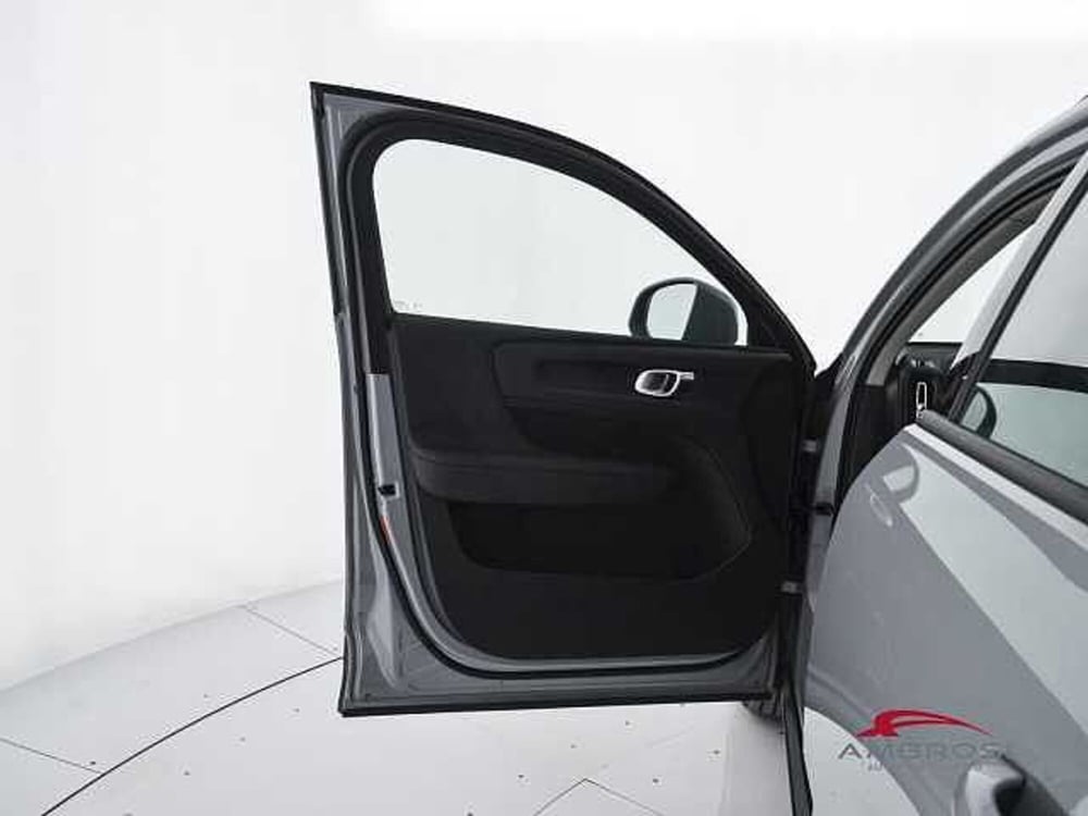 Volvo XC40 usata a Viterbo (19)