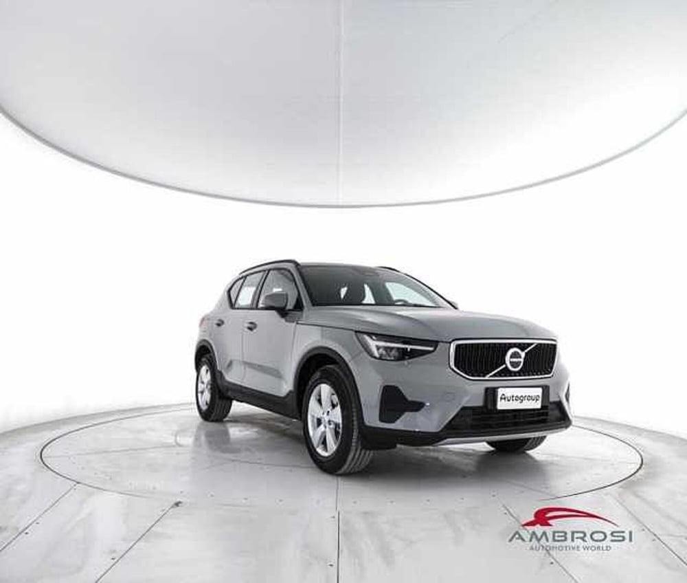 Volvo XC40 usata a Viterbo (2)