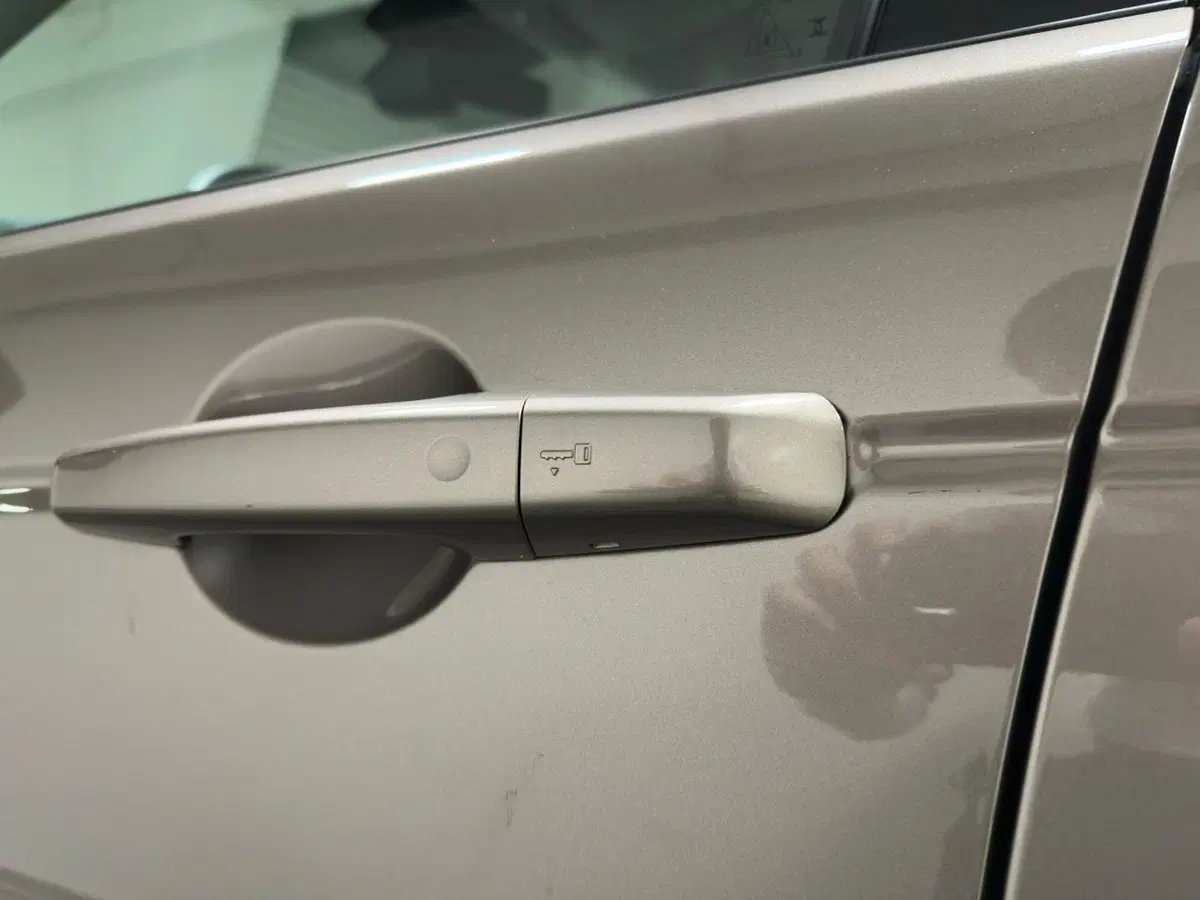 Land Rover Discovery Sport usata a Milano (11)