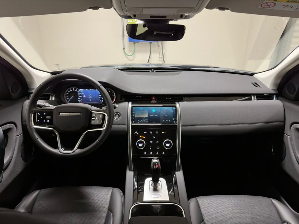 Land Rover Discovery Sport usata a Milano (4)