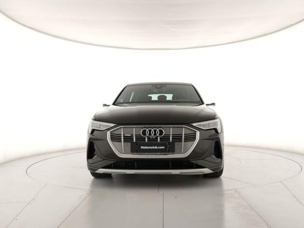 Audi e-tron Sportback usata a Modena (7)