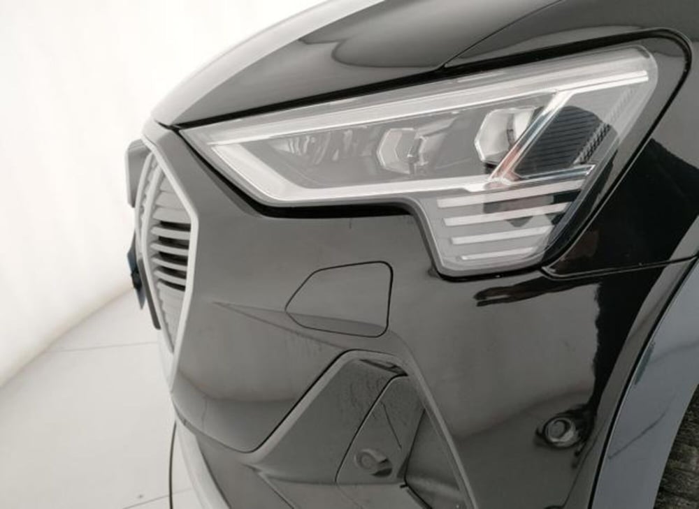 Audi e-tron Sportback usata a Modena (9)