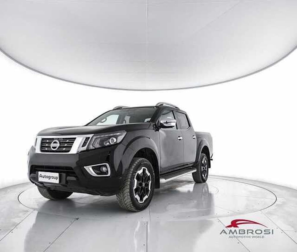 Nissan Navara usata a Viterbo