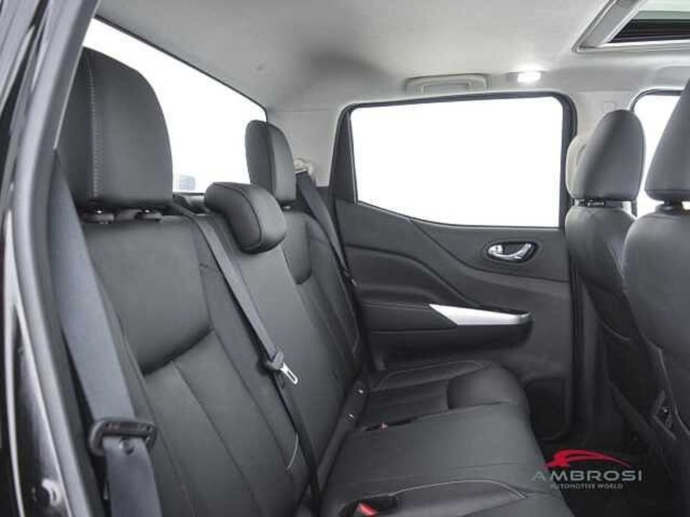 Nissan Navara usata a Viterbo (11)