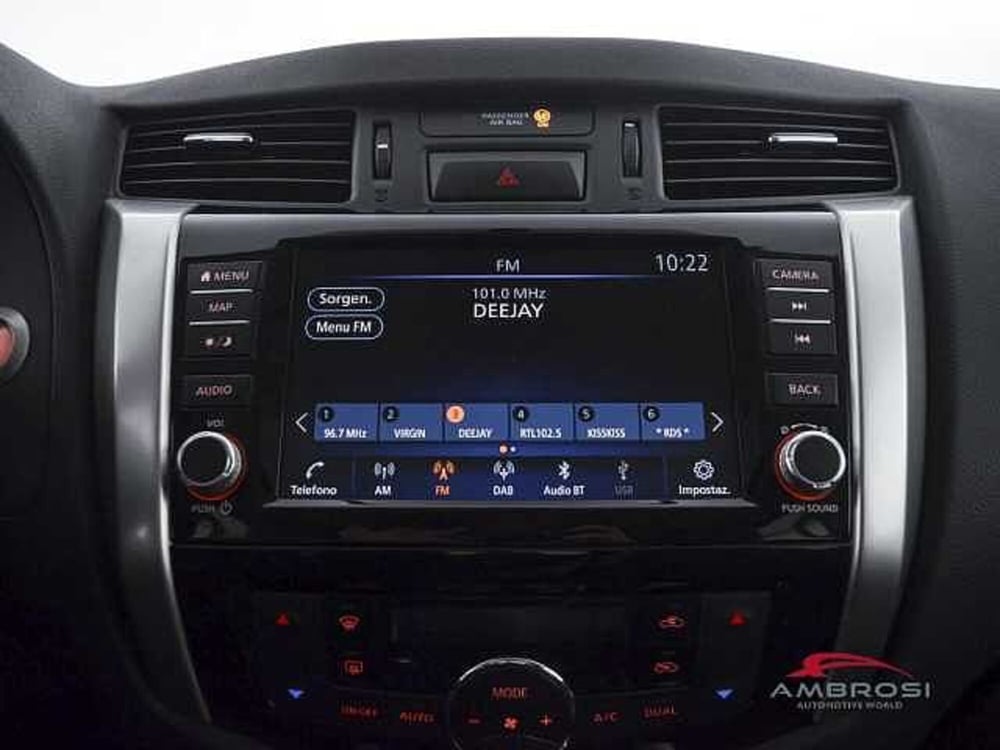 Nissan Navara usata a Viterbo (14)