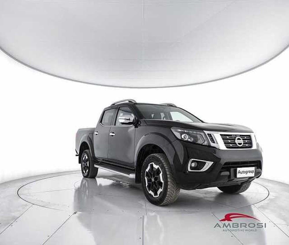 Nissan Navara usata a Viterbo (2)