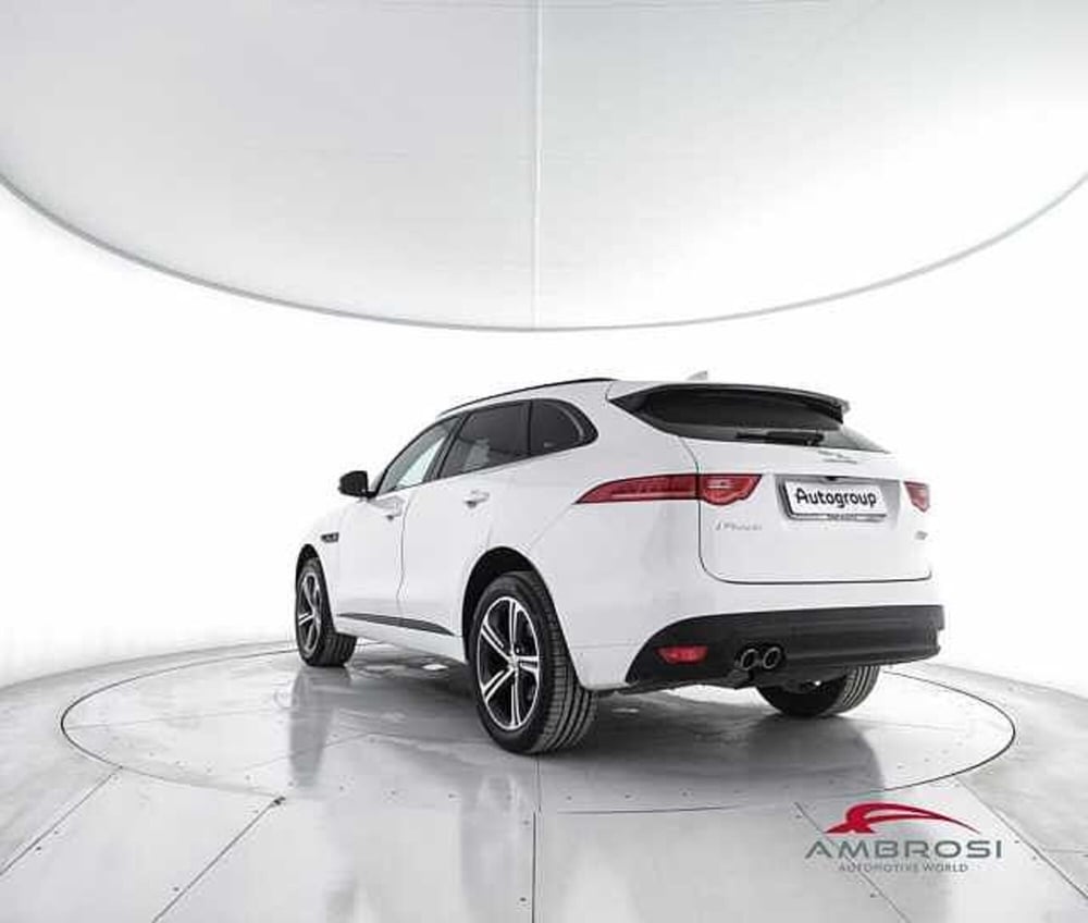 Jaguar F-Pace usata a Viterbo (4)