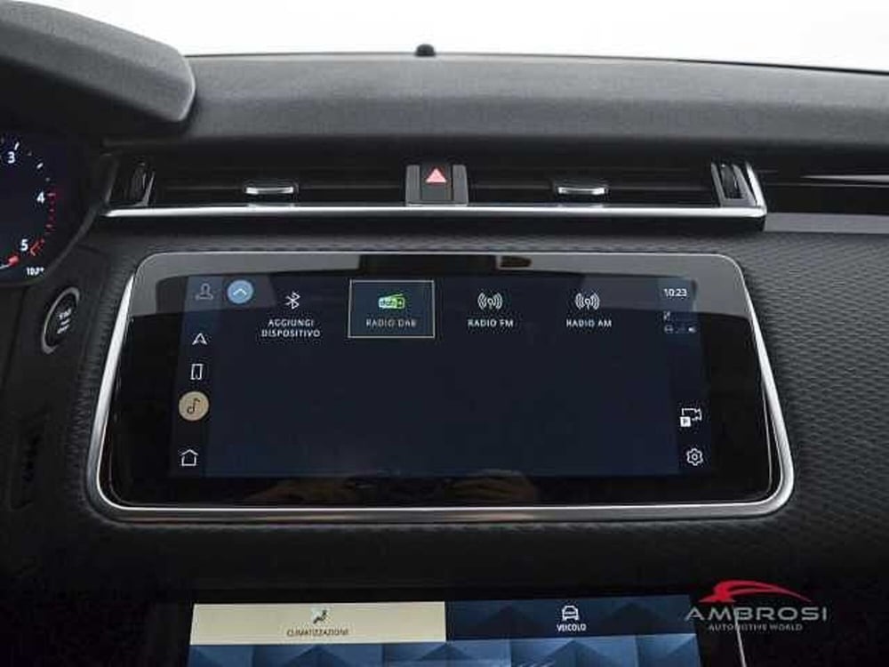 Land Rover Range Rover Velar usata a Viterbo (15)
