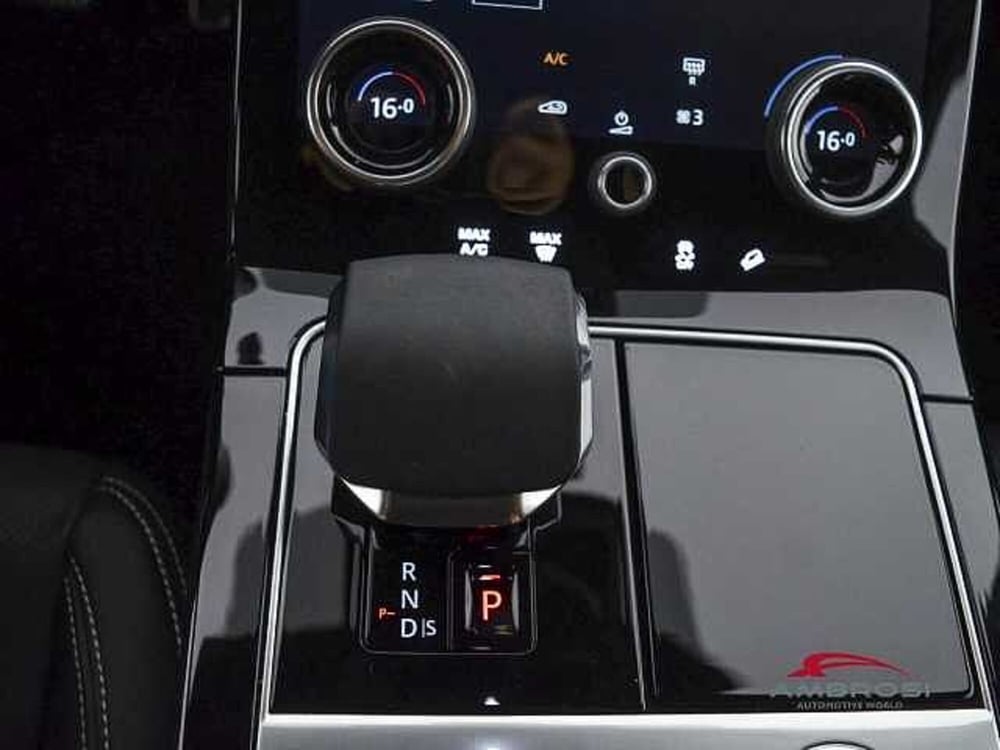Land Rover Range Rover Velar usata a Viterbo (20)