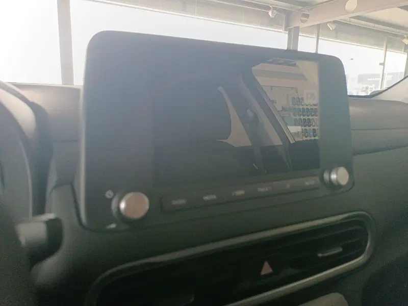 Hyundai Kona nuova a Latina (17)