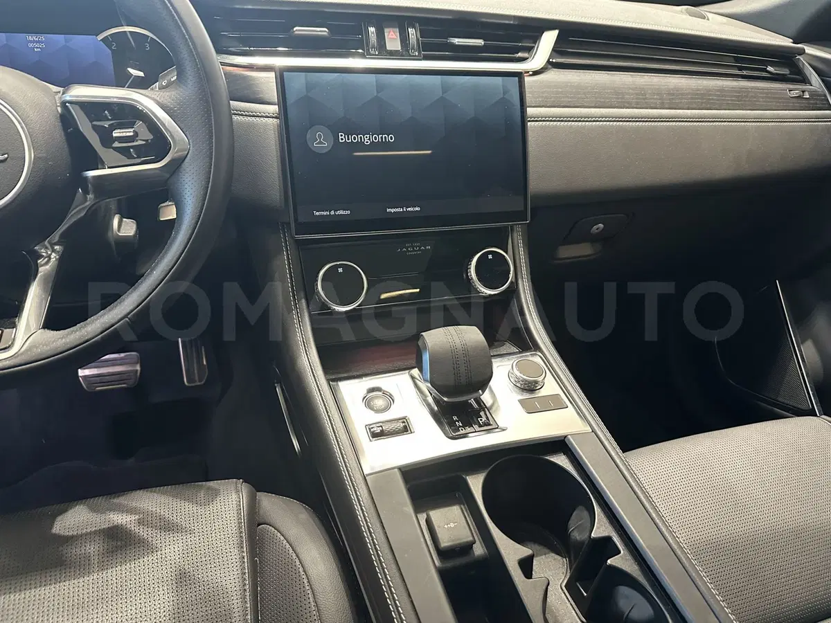 Jaguar F-Pace usata a Forlì-Cesena (9)