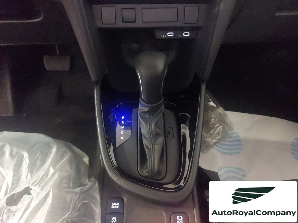 Toyota Yaris Cross nuova a Roma (10)