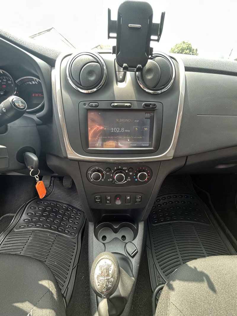 Dacia Sandero usata a Modena (14)