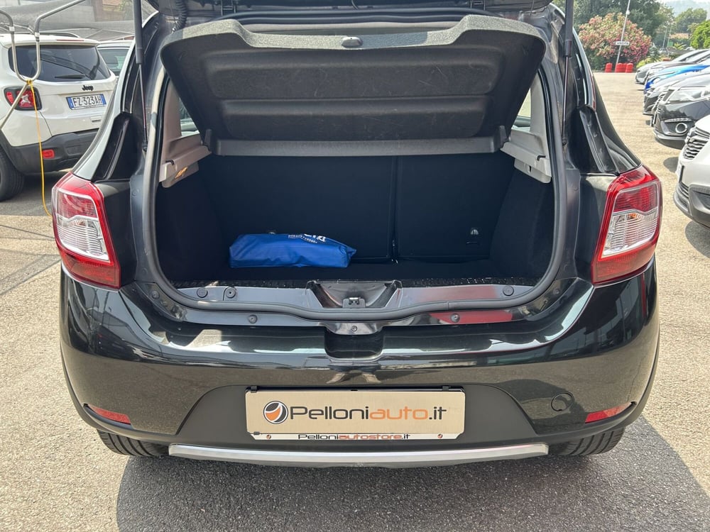 Dacia Sandero usata a Modena (7)