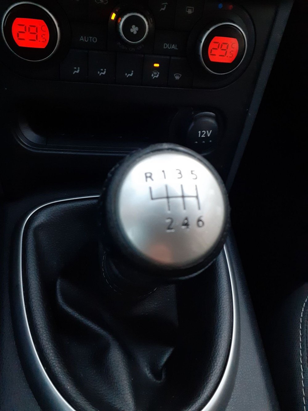 Nissan Qashqai usata a Modena (15)