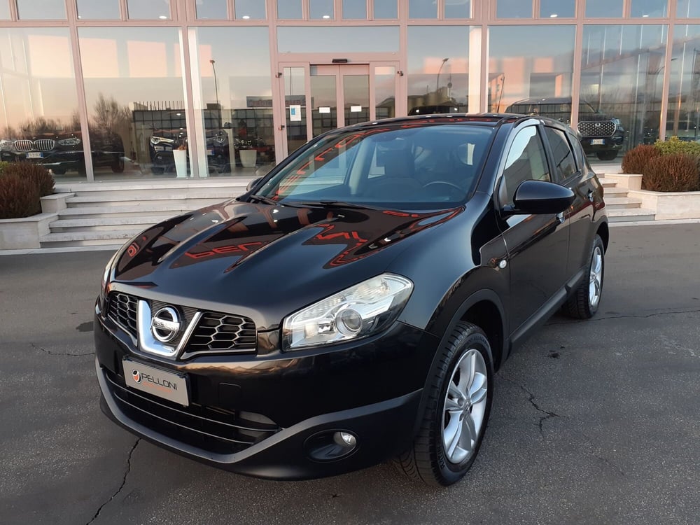Nissan Qashqai usata a Modena (2)
