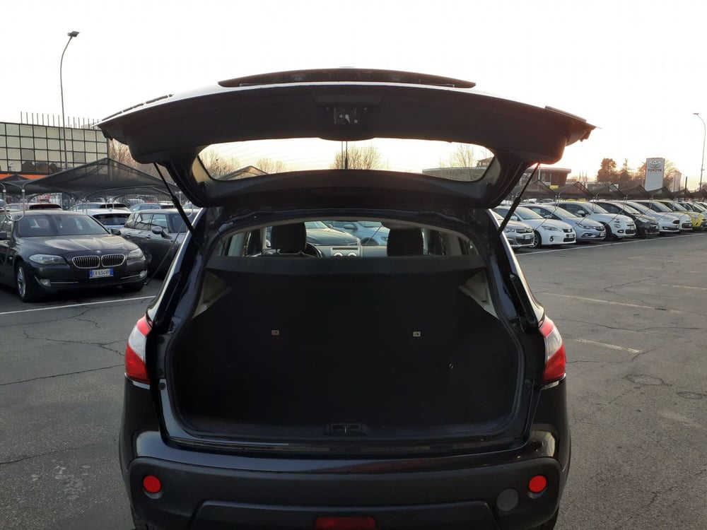 Nissan Qashqai usata a Modena (8)