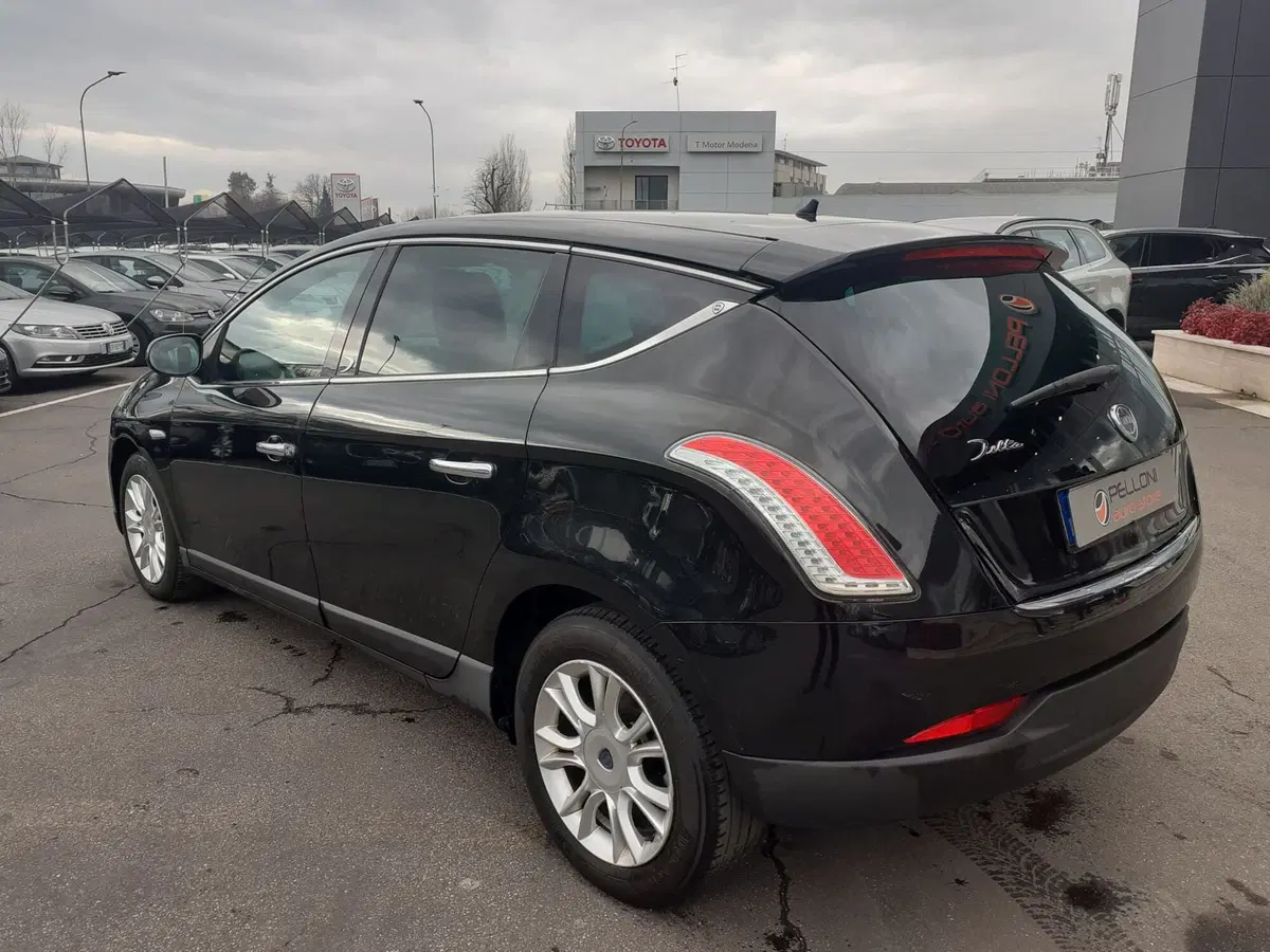 Lancia Delta usata a Modena (6)