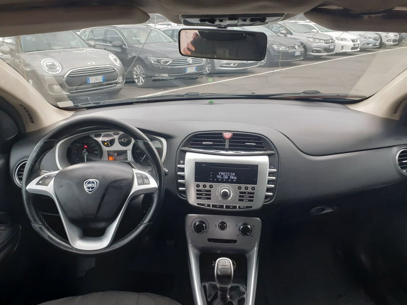 Lancia Delta usata a Modena (7)