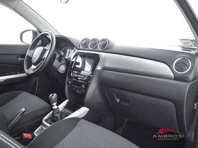 Suzuki Vitara usata a Viterbo (12)