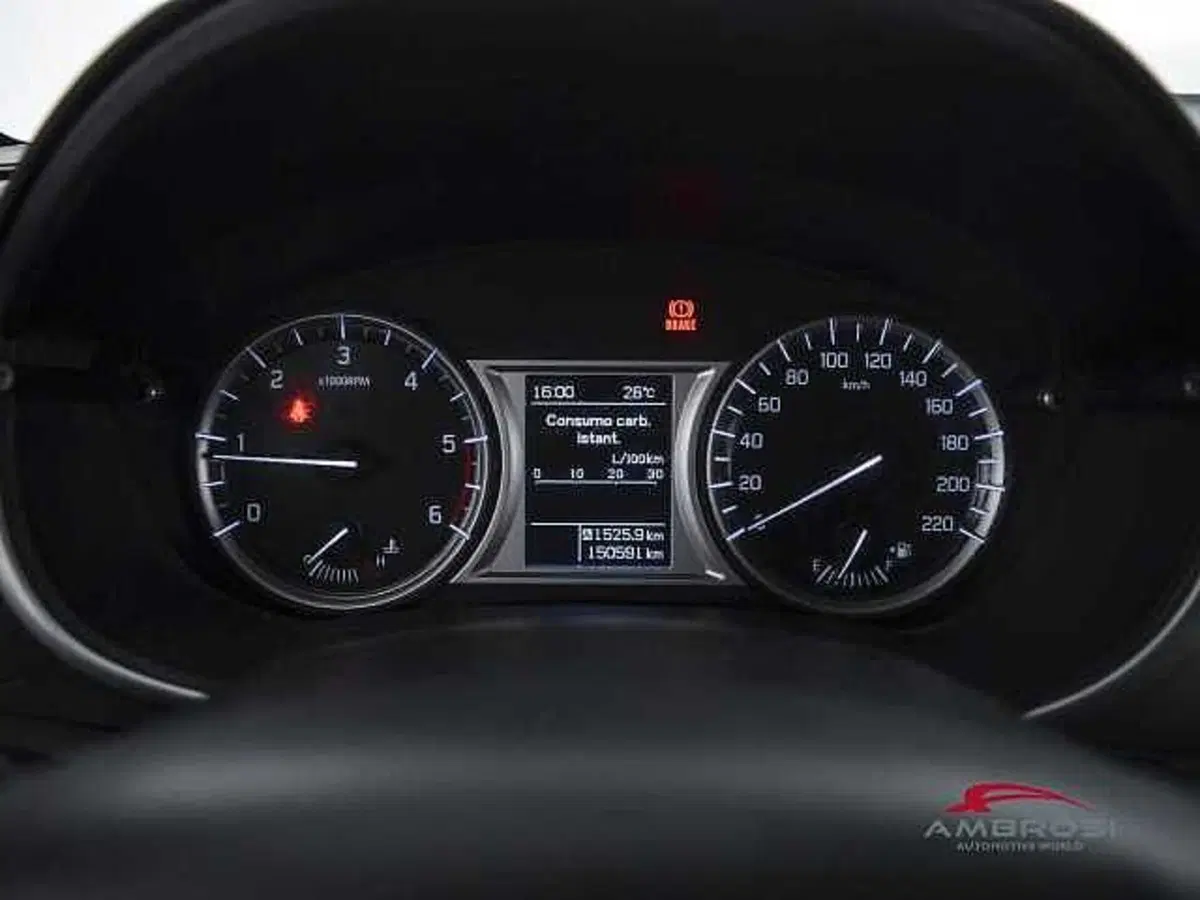Suzuki Vitara usata a Viterbo (13)