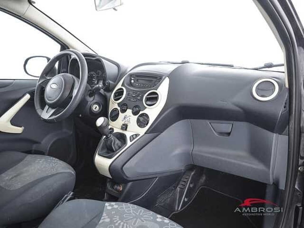 Ford Ka usata a Viterbo (12)